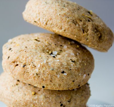 cracked_pepper_biscuits_vegan