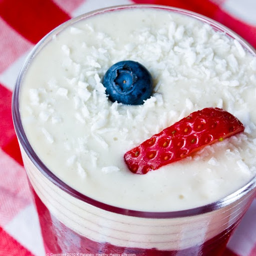 red-white-blueberry-smoothie-550-3.jpg