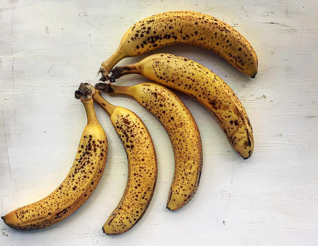 ripe bananas ripe bananas