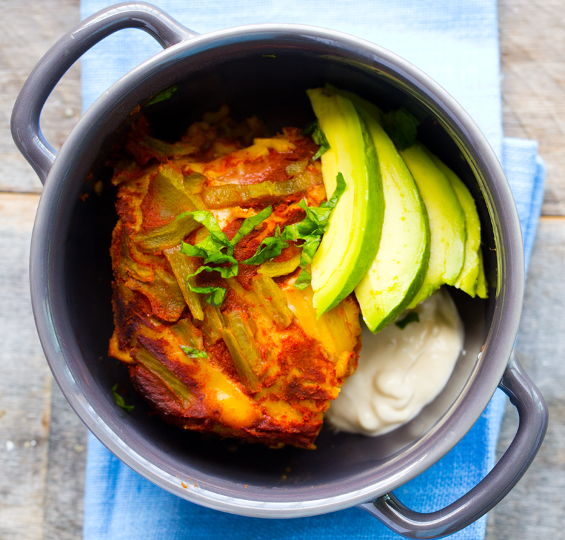 2017_04_02_9-22-16_9999_7healthyhappylife-veganvegan-enchilada-casserole-bowl.png