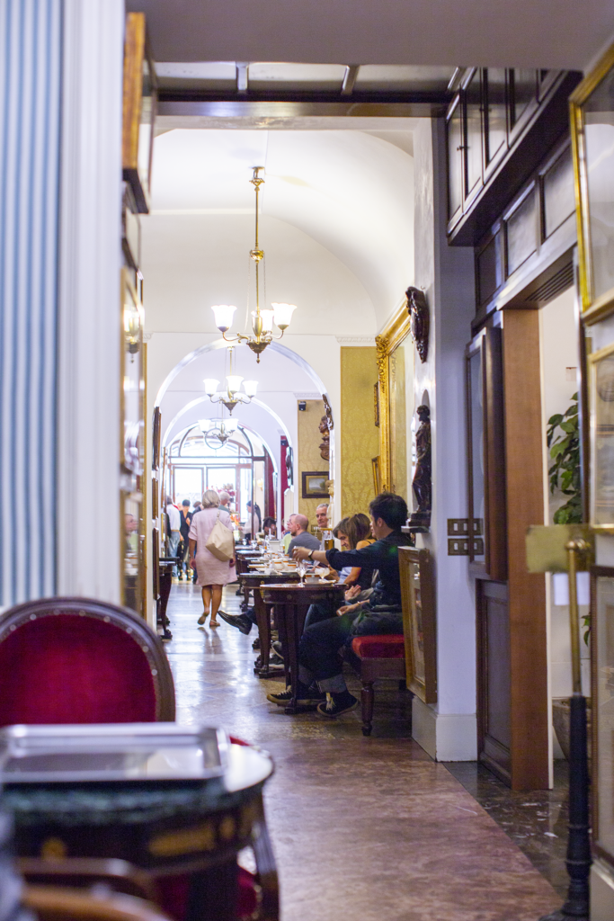 caffe grecco