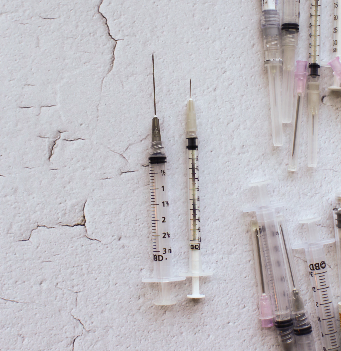 ivf and pio needle comparison